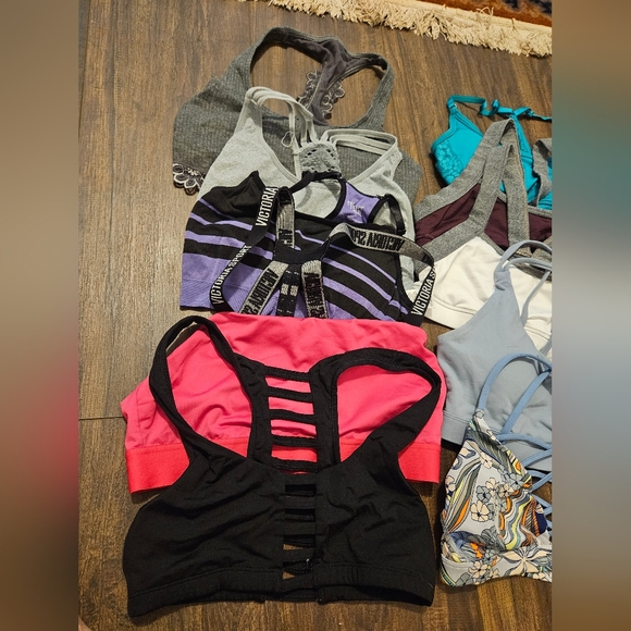 Small Sport Bra Bundle 10 Pieces - Picture 2 of 3